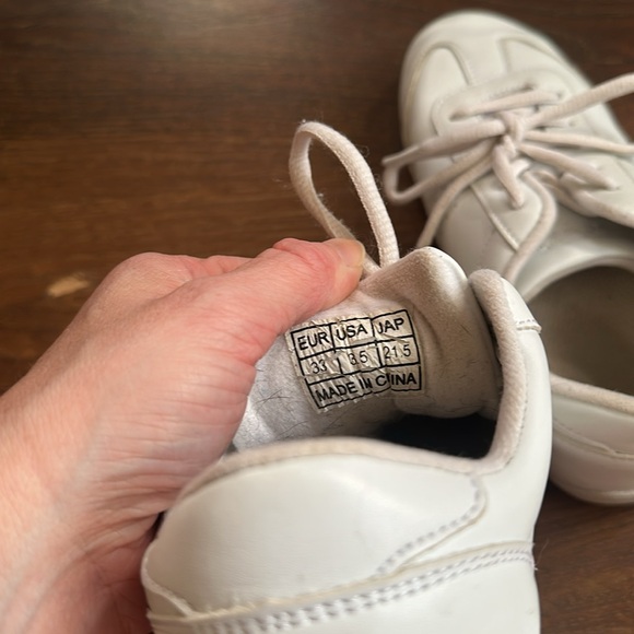 Girl Cheer Shoes - Picture 4 of 4